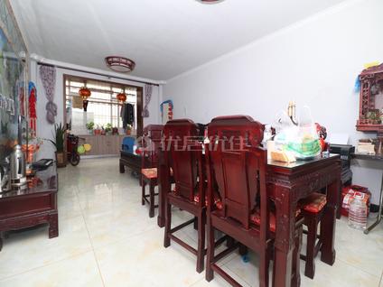 北京信利加小区3室2厅133.17平低楼层/共6层