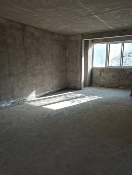 洛阳东城美苑2室2厅101.8平低楼层/共6层