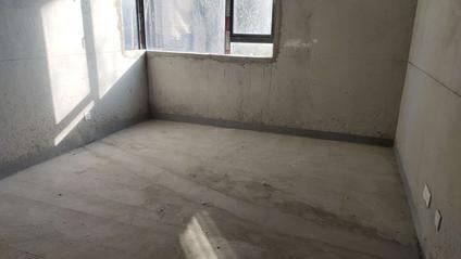 北京凯旋御珑湾3室2厅122平低楼层/共26层