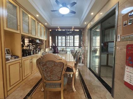 佛山丽日玫瑰名城(一区)5室2厅169.46平中楼层/共25层