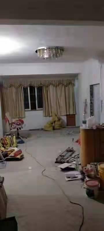 北京幸福路(开平)3室1厅117平低楼层/共9层