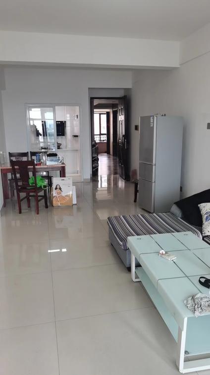 北京中骏蓝湾尚都2室2厅82平中楼层/共18层