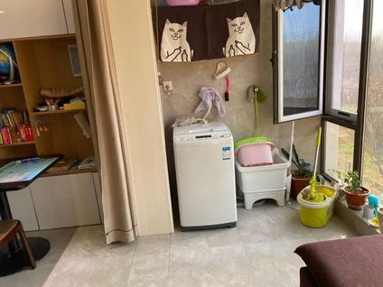 济宁金茂栖庭水岸3室2厅133平低楼层/共6层