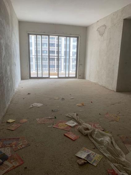 北京恒福时代城3室2厅92平低楼层/共33层