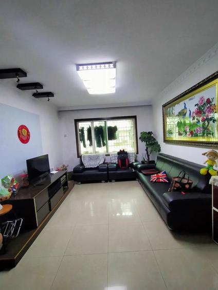 北京仁和小区2室2厅93平中楼层/共8层