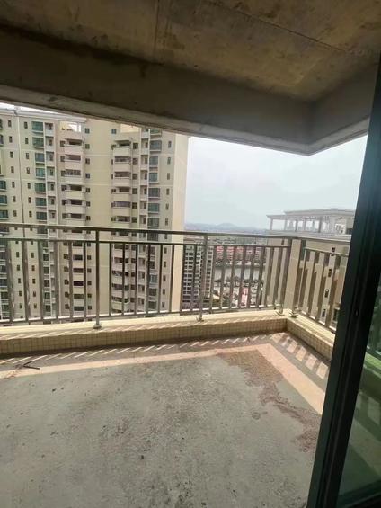 北京中富花园3室2厅124平中楼层/共32层