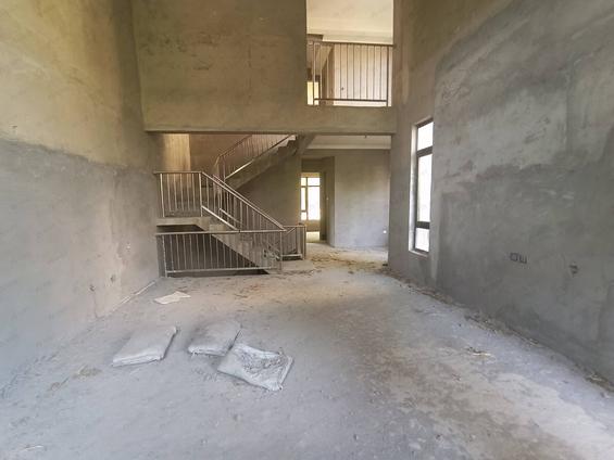 北京恒大山水城4室2厅220平低楼层/共1层