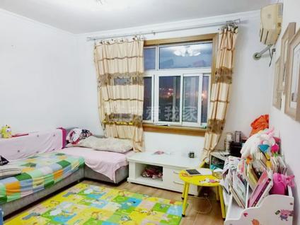 南京盘龙山庄2室2厅72平中楼层/共6层