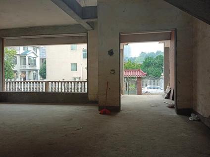 北京燎原新村9室3厅660平低楼层/共1层