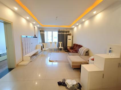 株洲株化生活区1区3室2厅158平高楼层/共8层