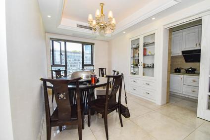 杭州保利霞飞郡3室2厅138.31平中楼层/共27层