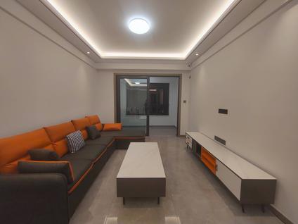 厦门国贸学原(一二期)3室2厅102平高楼层/共11层