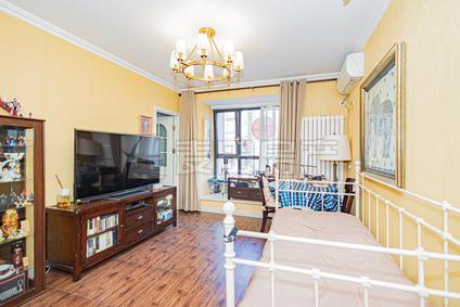 北京玺源台2室2厅67.21平低楼层/共26层