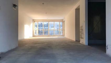 北京天鹅湖花园小区3室2厅177.95平低楼层/共7层