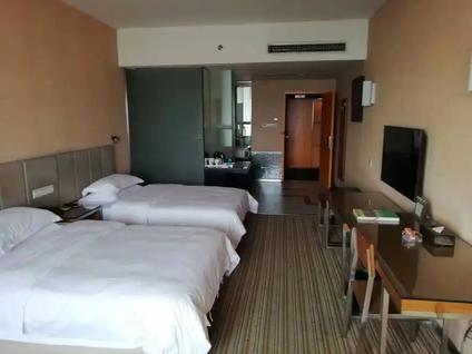 北京三湘大厦1室1厅50.66平中楼层/共21层