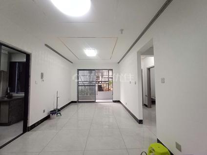 北京滨江阳光水岸3室2厅73平低楼层/共34层