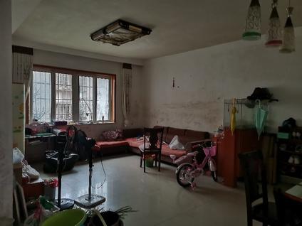 株洲仁和小区3室2厅93.7平中楼层/共8层