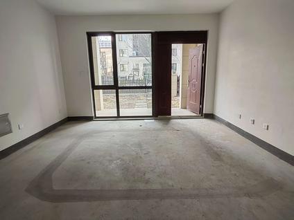 北京泰悦盛景7室5厅396平低楼层/共5层