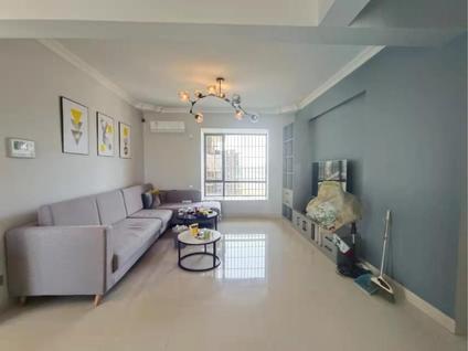 厦门金博水岸4室2厅140平高楼层/共31层