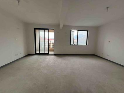 北京世茂御龙湾4室2厅160平低楼层/共1层