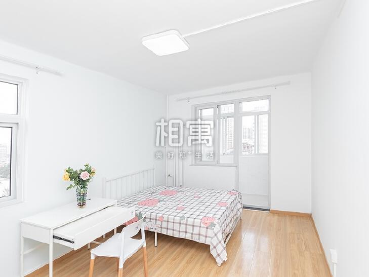 整租·向军北里