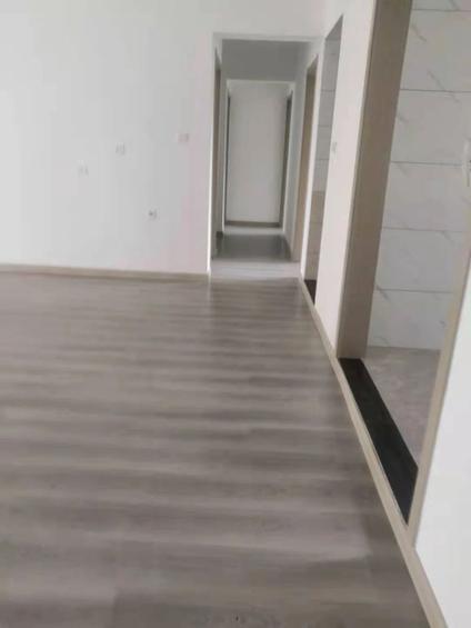 华龙华龙整租 建业世和府4室2厅/136平/低楼层