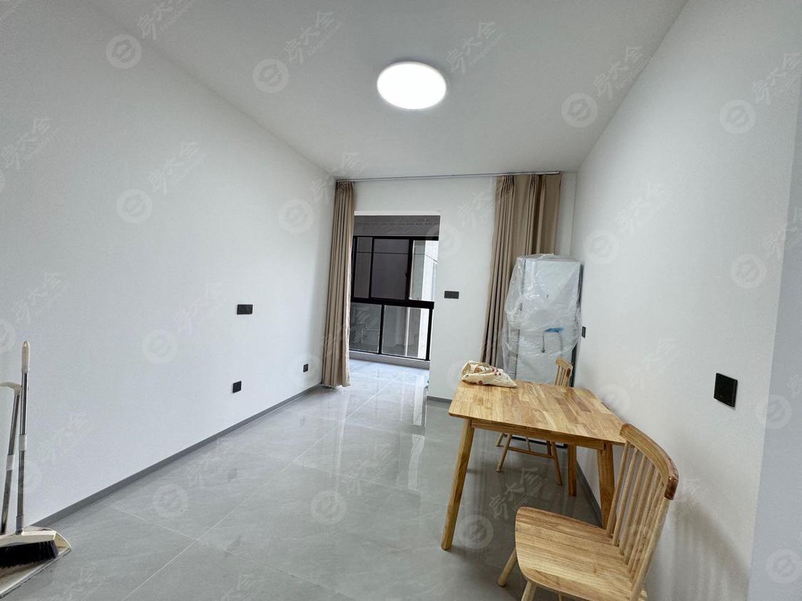 整租·联泰万泰城(4期)