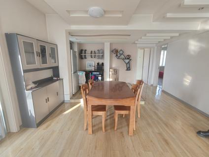 城西虎台整租 汇通凤凰城小区2室2厅/126平/中楼层