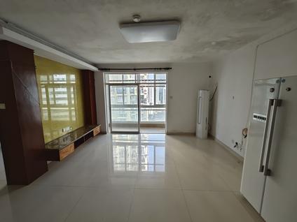 罗湖蔡屋围整租 金众经典家园4室2厅/121平/高楼层