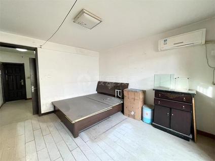 河东大王庄整租 三省里1室1厅/24平/中楼层