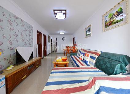 香河安平整租 鸿坤罗纳河谷果岭墅2室2厅/82平/低楼层