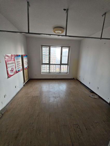 和平南市整租 富顿大厦3室2厅/103平/中楼层