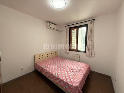 朝阳管庄整租 柏林爱乐(三期)2室1厅/90平/中楼层