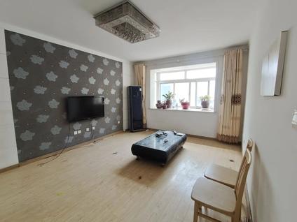 奎文凯德广场整租 龙泽名都3室2厅/136平/低楼层