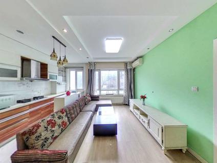 沙河口五一路幸福e家整租 大华御庭1室1厅/70平/低楼层