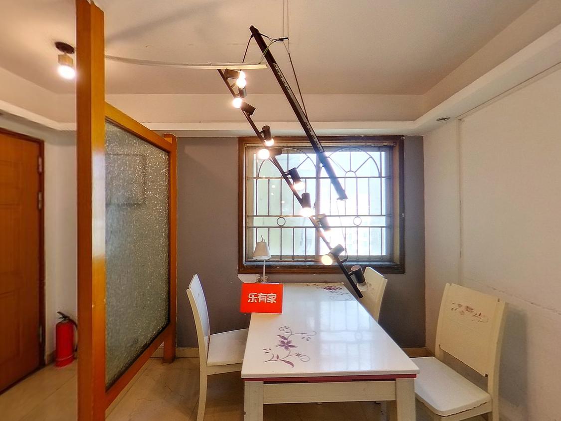 整租·信义假日名城(二期博雅园)