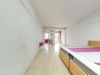 云龙世纪城整租 绿地世纪城(五期)1室1厅/44平/中楼层