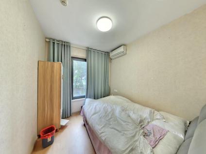 雁塔雁塔南路整租 华侨城天鹅堡3室2厅/109平/低楼层