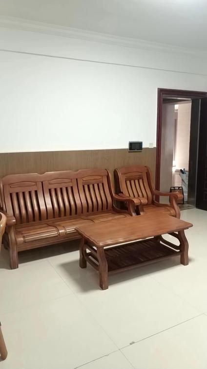 蓬江滨江新区整租 五邑锦绣豪庭2室1厅/80平/中楼层