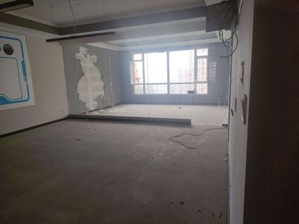 观山湖奥体中心整租 中铁逸都国际(C区)4室2厅/259平/低楼层