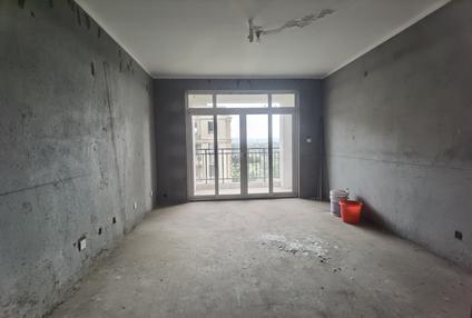 即墨创智新区整租 新兴中心城3室2厅/97平/顶层