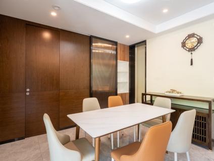 安吉安吉整租 悠隐南山3室2厅/142平/中楼层