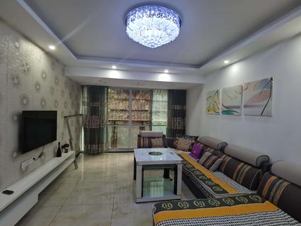 兴义兴义整租 金州世家2室2厅/84平/低楼层