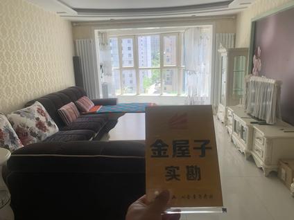 城西海湖新区整租 海宏一号E区3室2厅/137平/低楼层