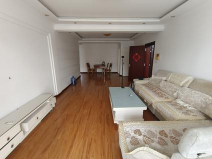 即墨创智新区整租 颐欣苑3室2厅/125平/顶层