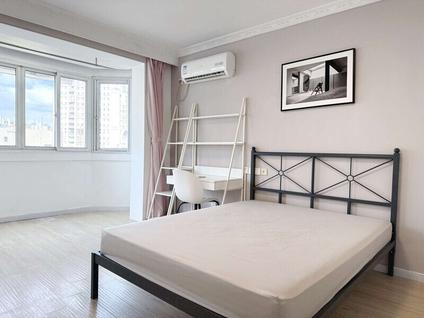 静安江宁路合租 永昌大厦3室1厅/16平/中楼层