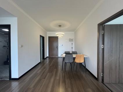 南岸南坪整租 和记黄埔御峰(三期)3室2厅/84平/高楼层