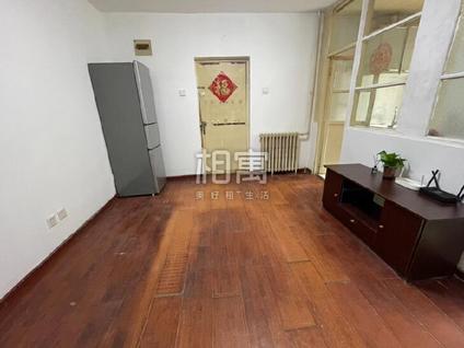 朝阳望京合租 花家地(西里三区)3室1厅/13平/低楼层