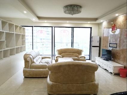 蓬江北新区整租 越秀星汇名庭3室2厅/160平/中楼层