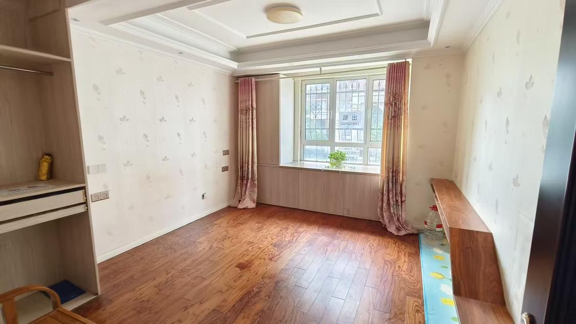 整租·高迪墨香郡